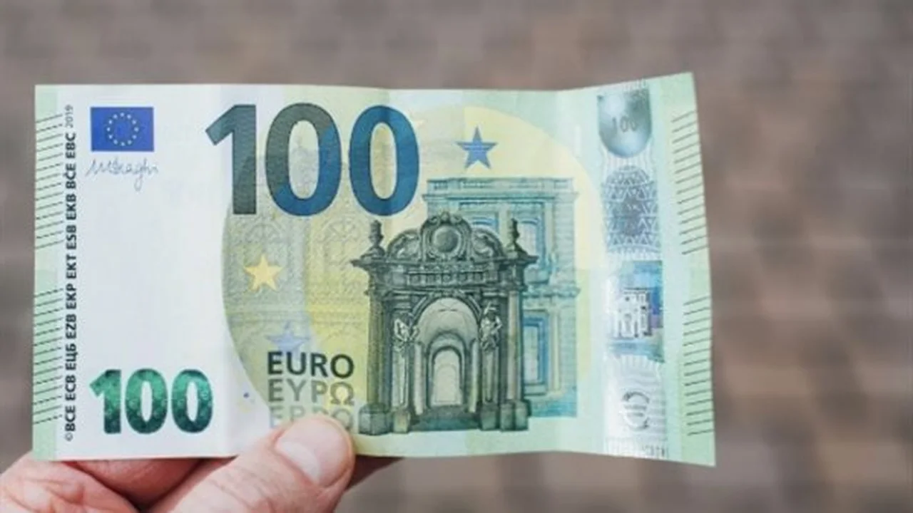 تحركات اليورو بالبنوك.. استقرار ملحوظ في سعر الصرف أمام الجنيه المصري اليوم